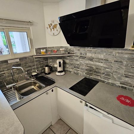 Appartement Dans Ancien Moulin A Huile Renove Грасс Экстерьер фото