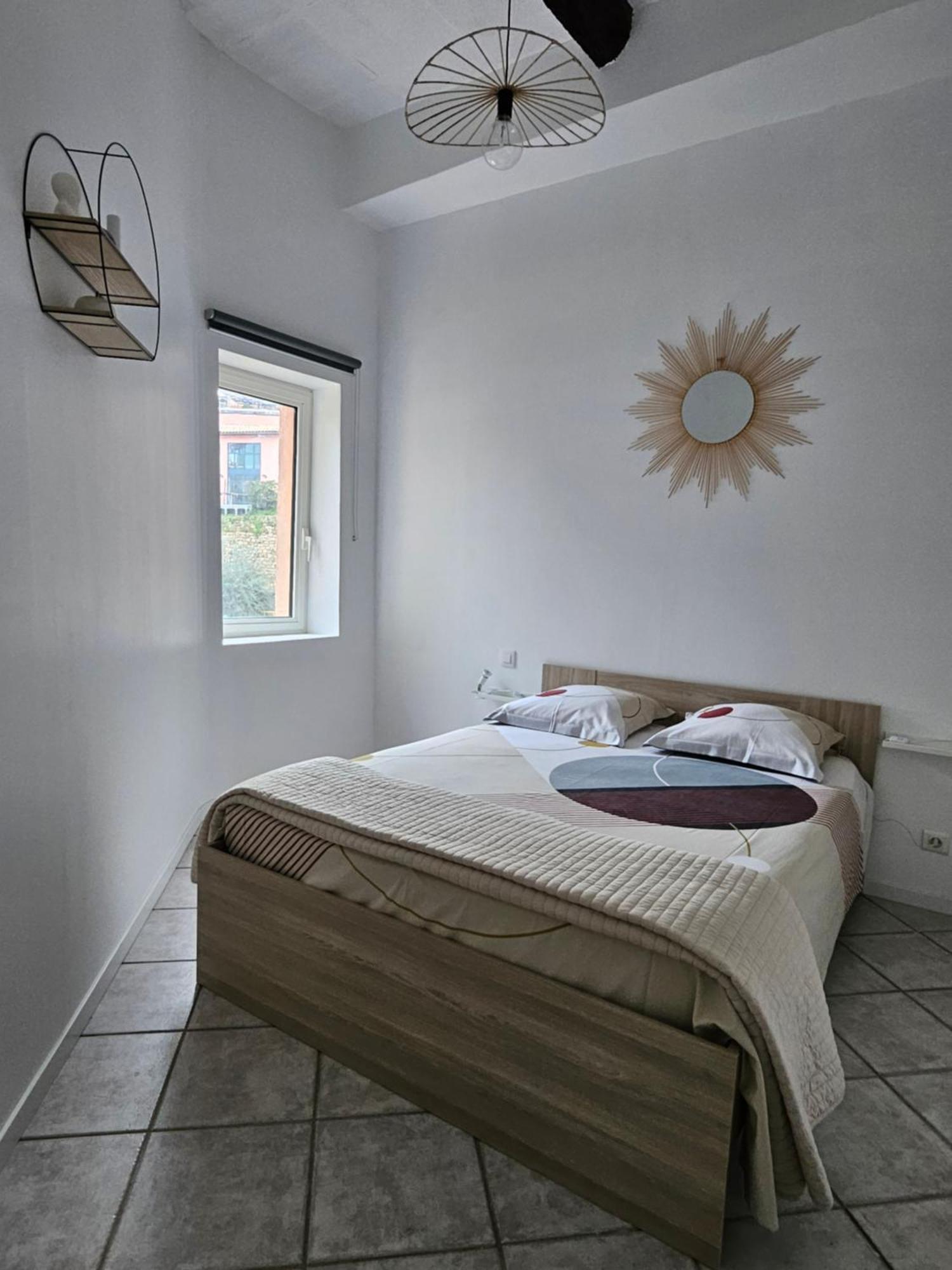 Appartement Dans Ancien Moulin A Huile Renove Грасс Экстерьер фото