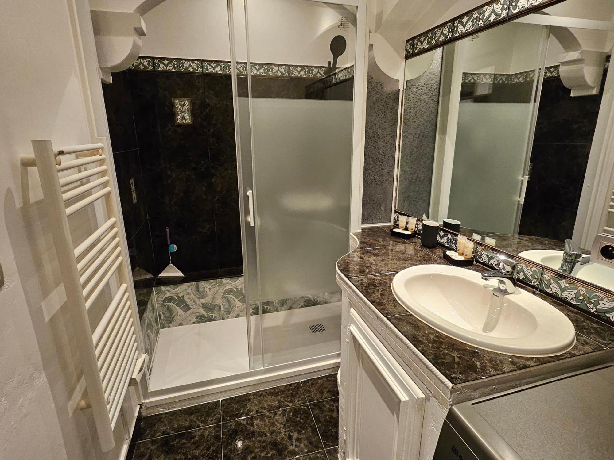 Appartement Dans Ancien Moulin A Huile Renove Грасс Экстерьер фото
